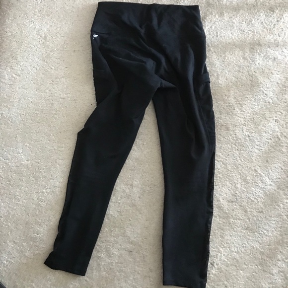 Fabletics powerhold mesh capris leggings black - Picture 6 of 9